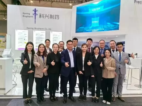 Equipo de exposición de Kexing Biopharm Kexing Biopharm Exhibition Team